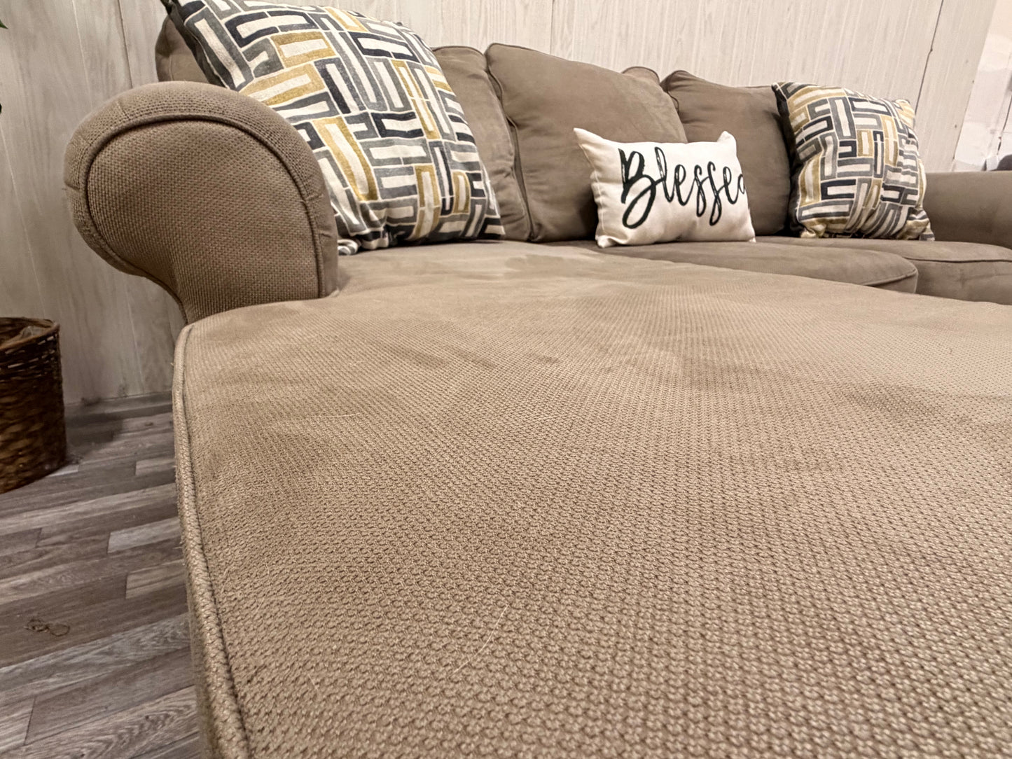 Brown Reversible Sectional Couch w/ Ottoman