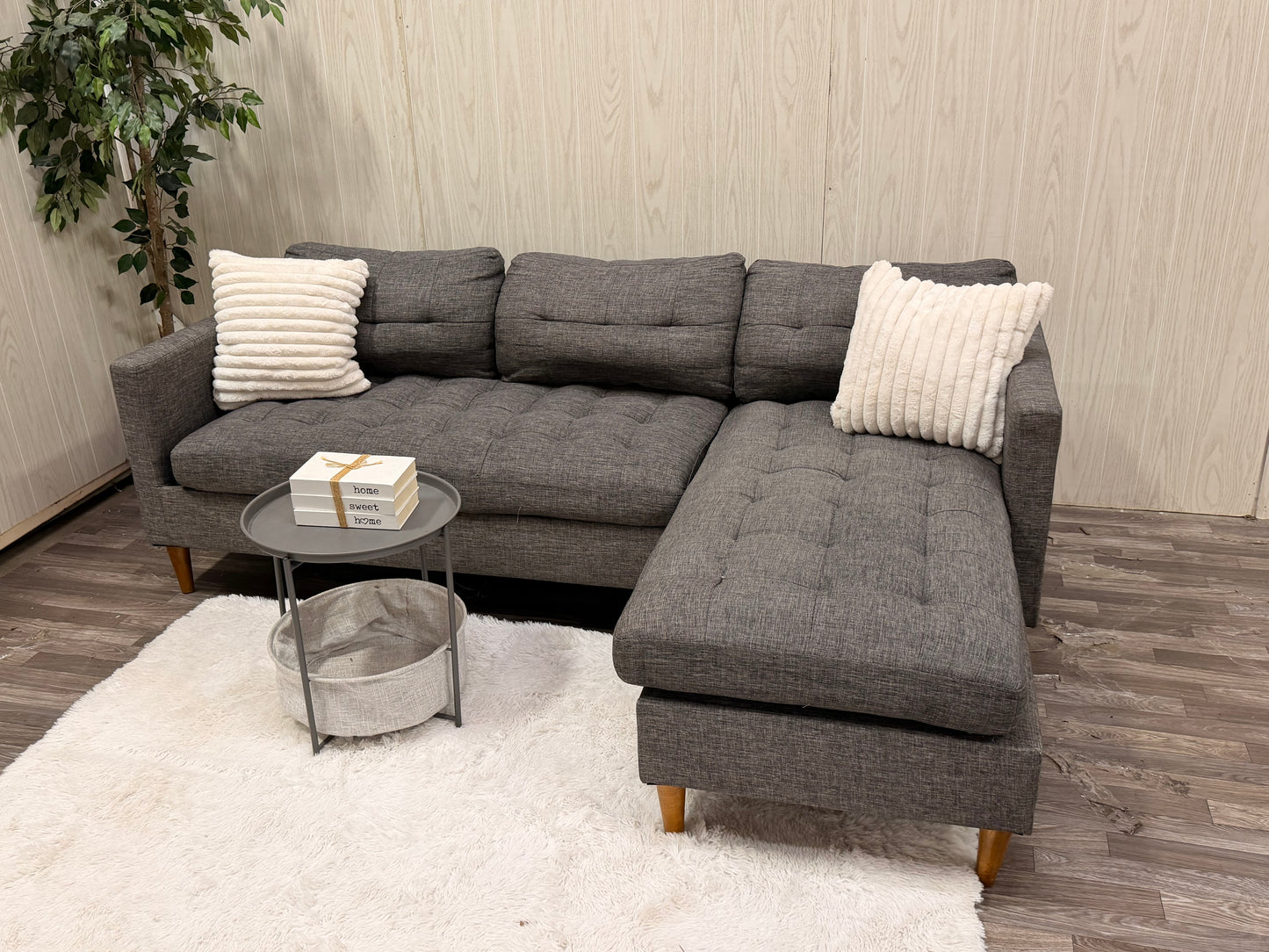 Modern Gray Sectional w/ Reversible Chaise