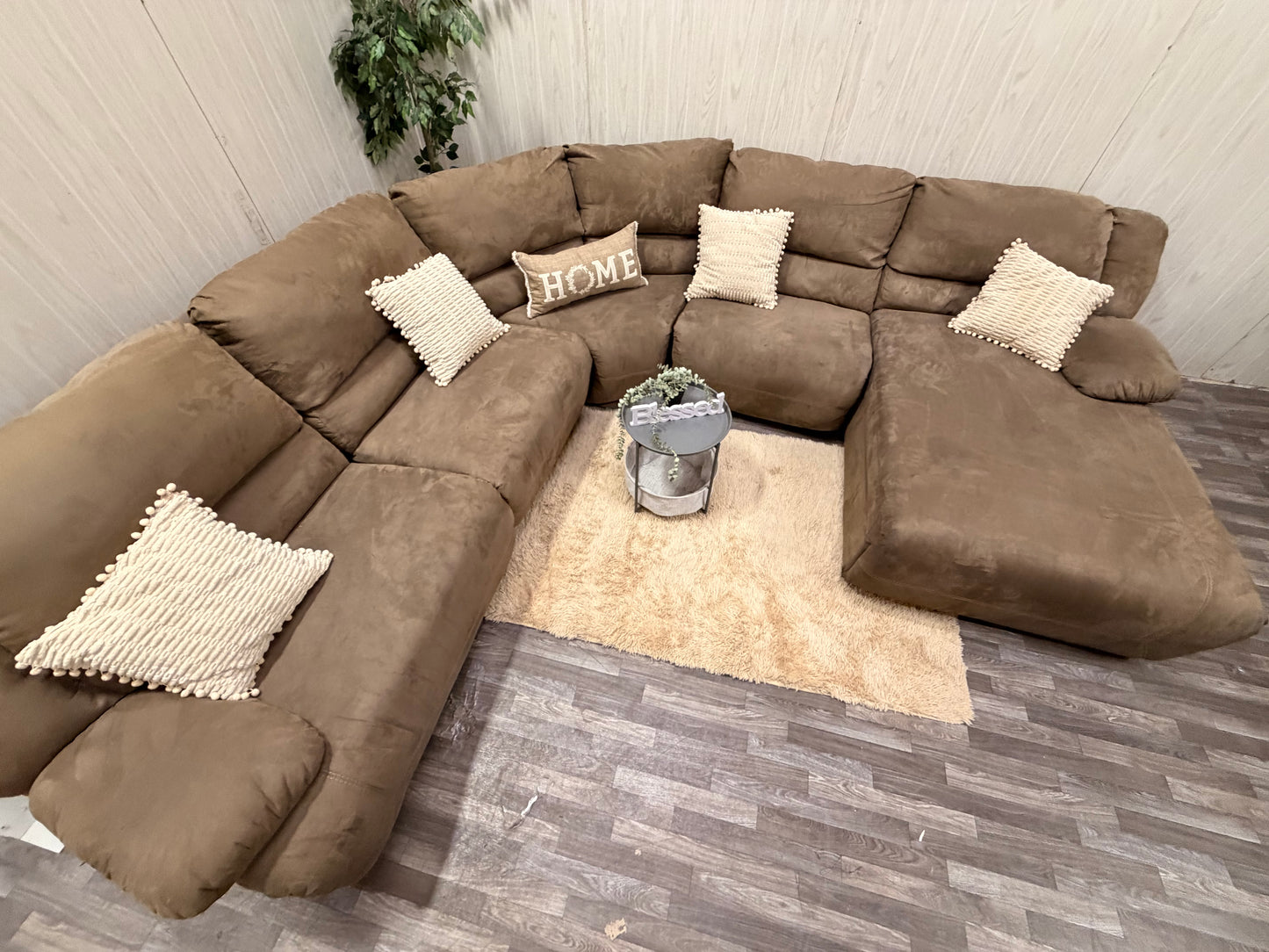 Huge 5-Piece Ashley Furniture Brown Sectional Reclining Couch