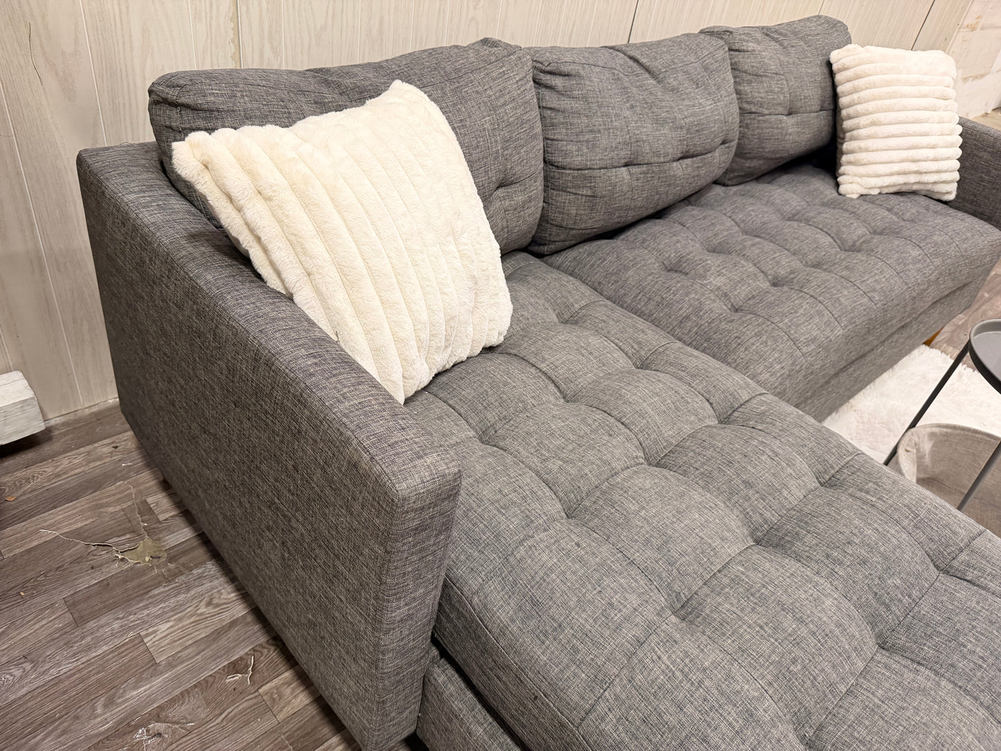 Modern Gray Sectional w/ Reversible Chaise