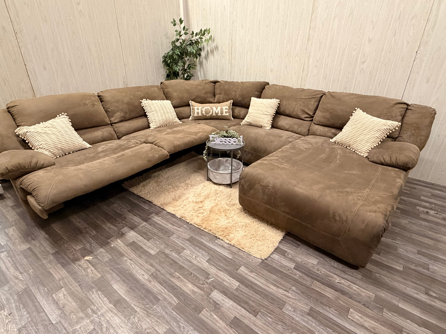 Huge 5-Piece Ashley Furniture Brown Sectional Reclining Couch