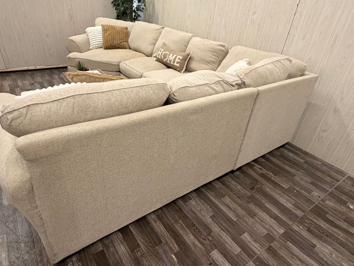 Beige Sectional Couch w/ Cuddler