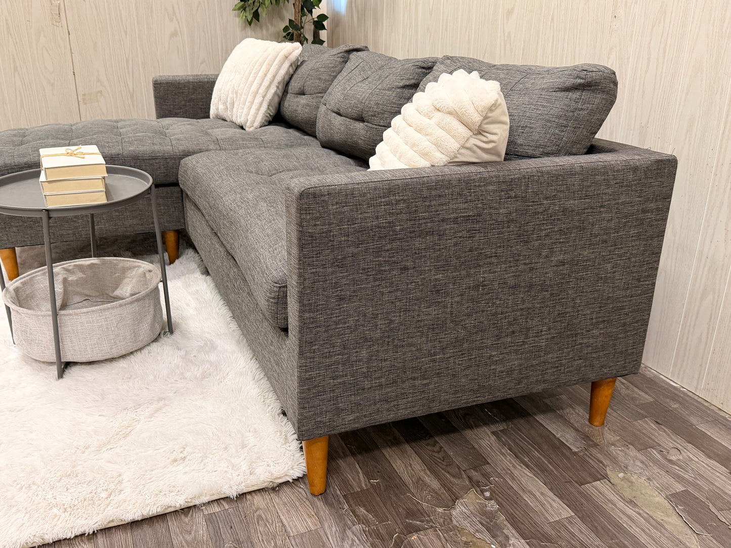 Modern Gray Sectional w/ Reversible Chaise