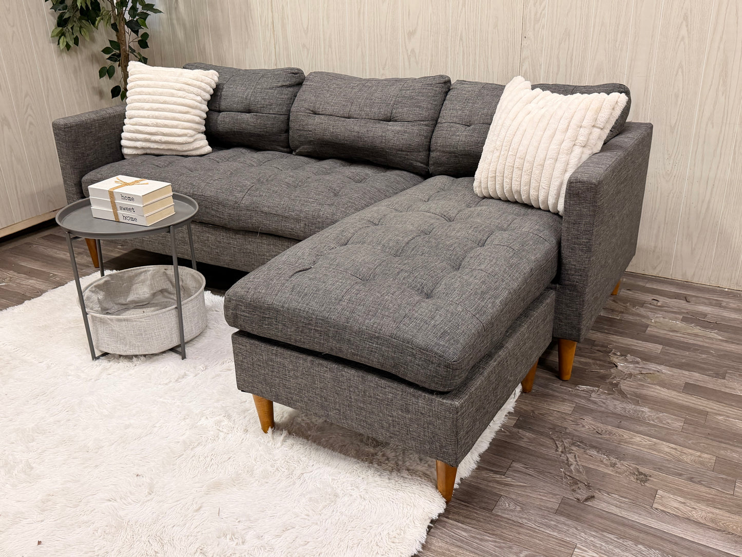 Modern Gray Sectional w/ Reversible Chaise