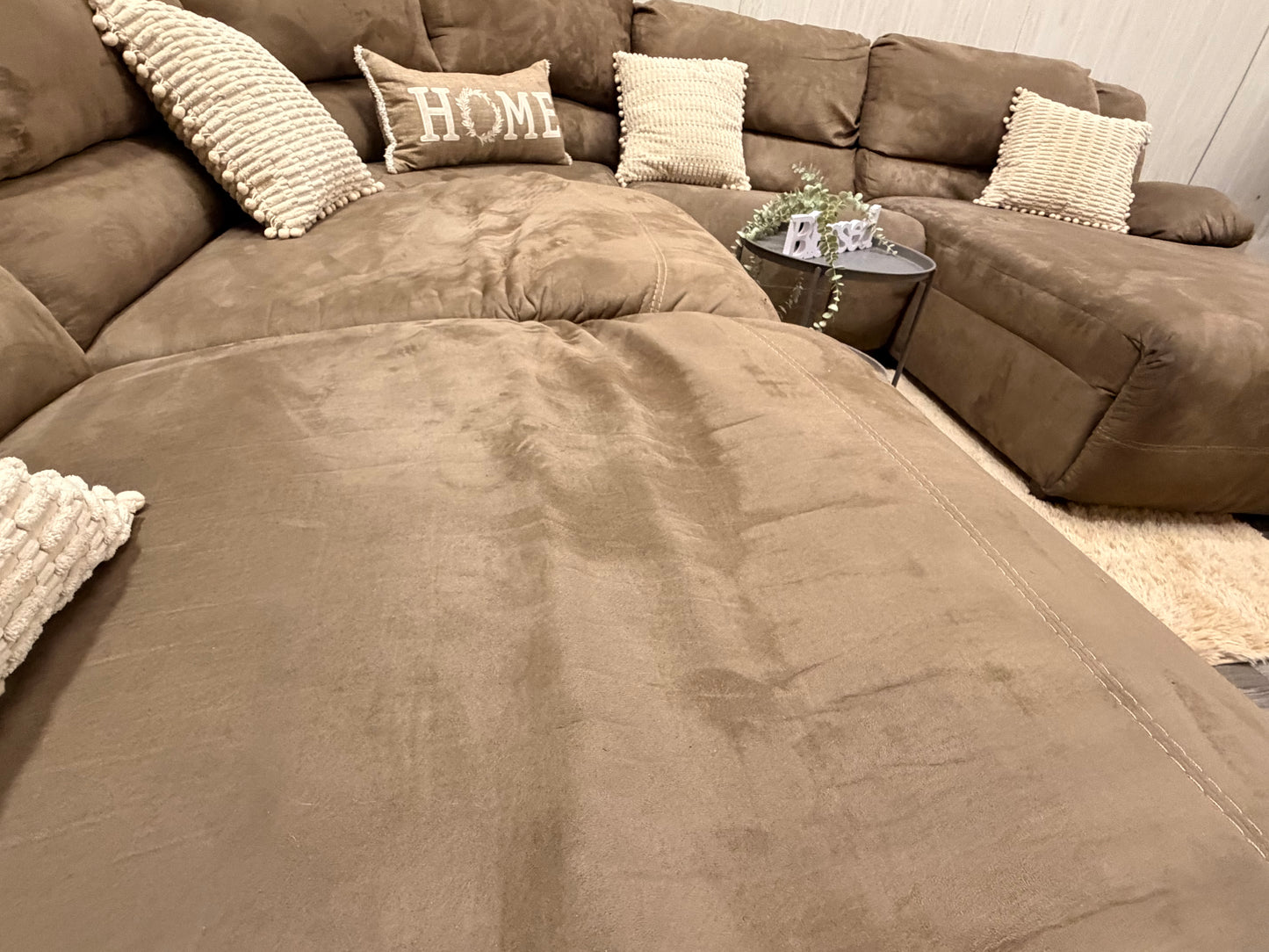 Huge 5-Piece Ashley Furniture Brown Sectional Reclining Couch