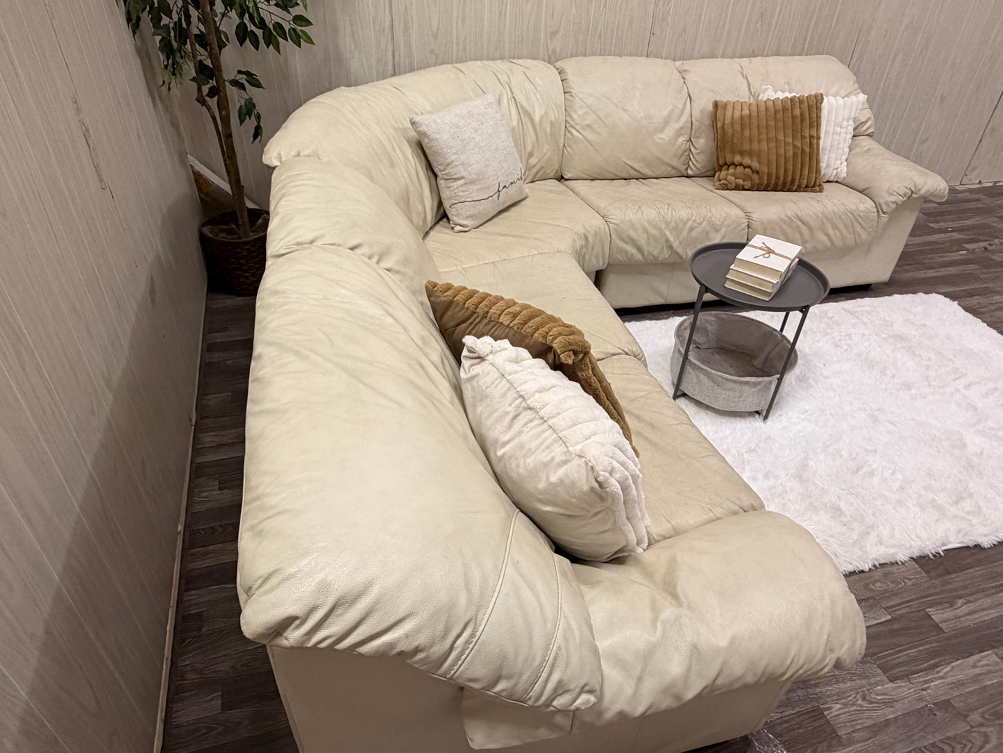 Large White Leather (Natuzzi) Sectional Couch