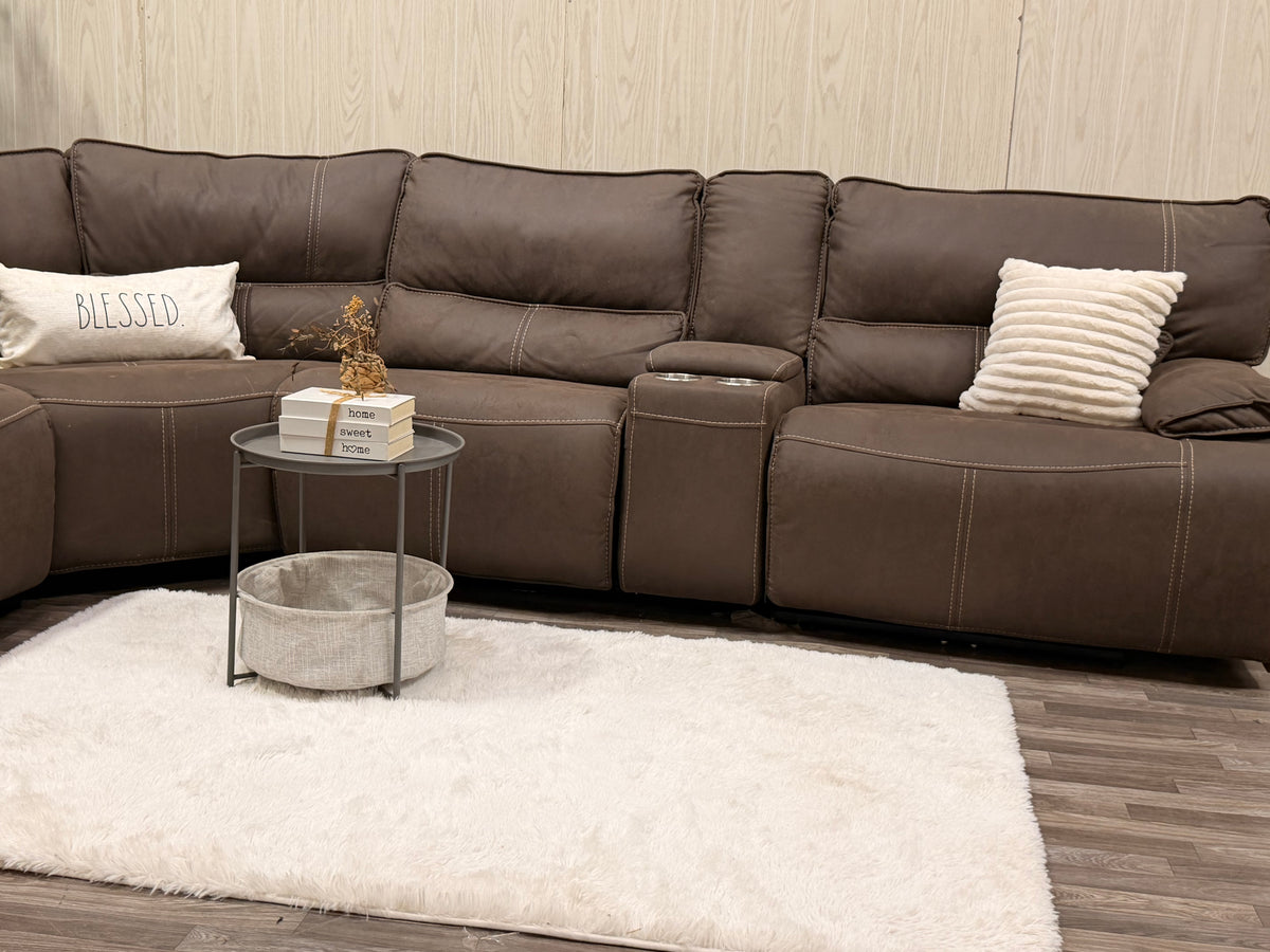 6-piece Brown Reclining Sectional w/ USB