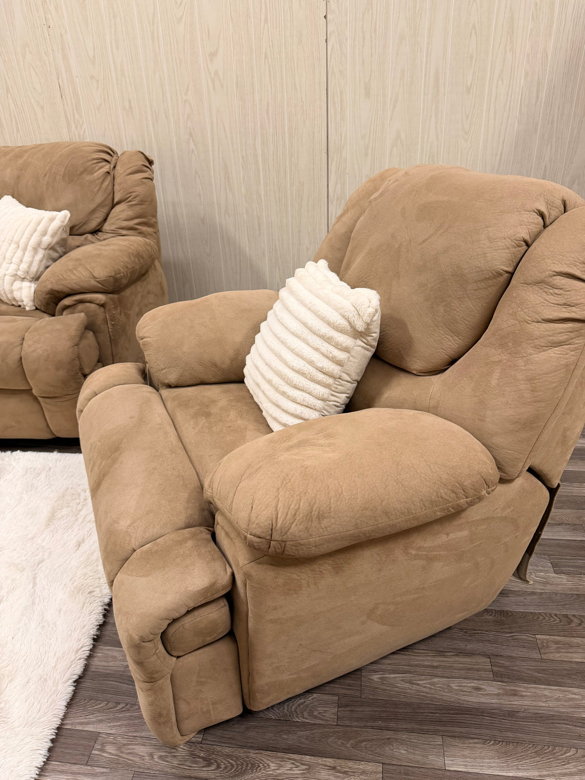 Brown Reclining Sectional & Recliner Set