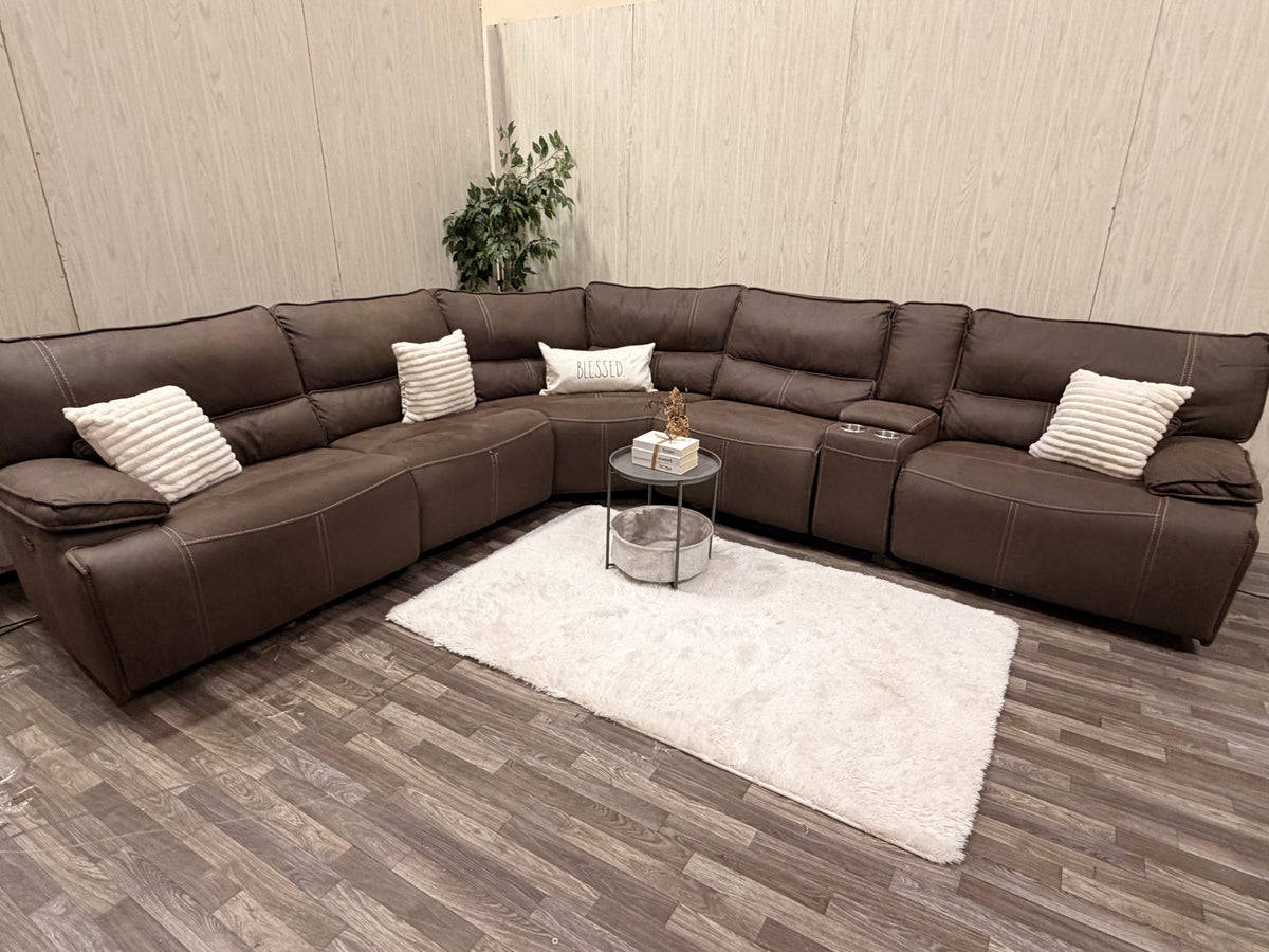 6-piece Brown Reclining Sectional w/ USB