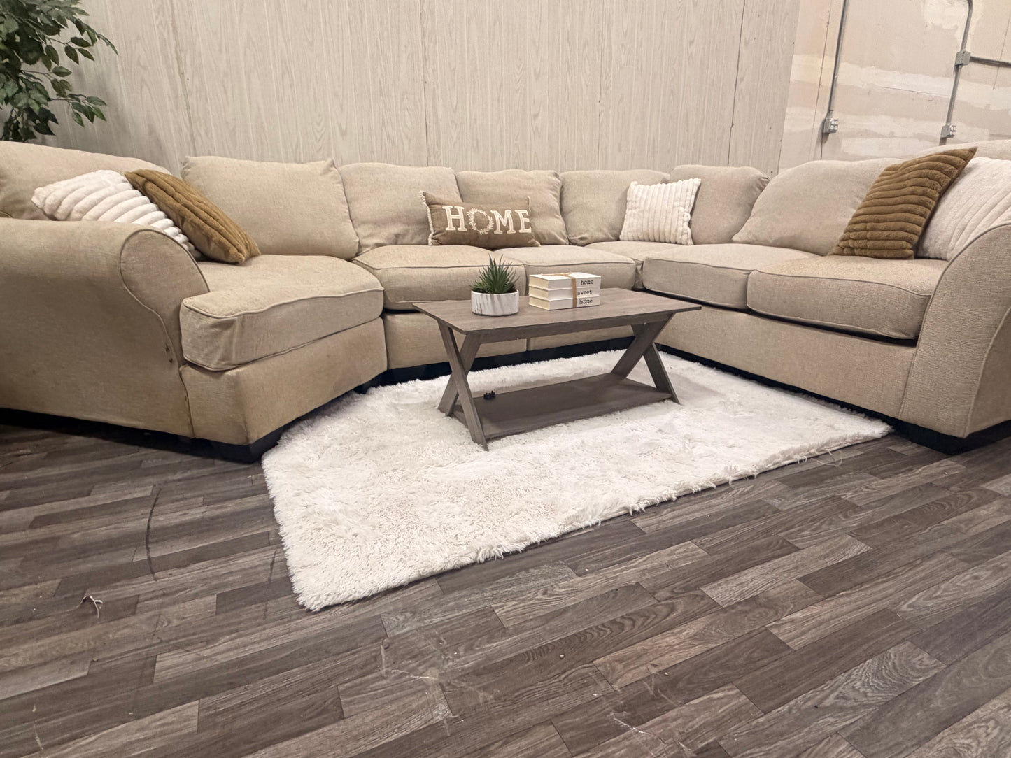 Beige Sectional Couch w/ Cuddler