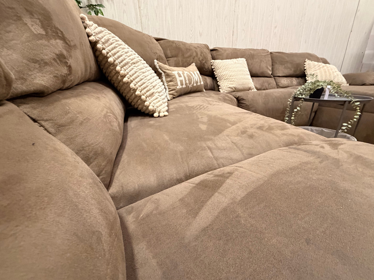 Huge 5-Piece Ashley Furniture Brown Sectional Reclining Couch