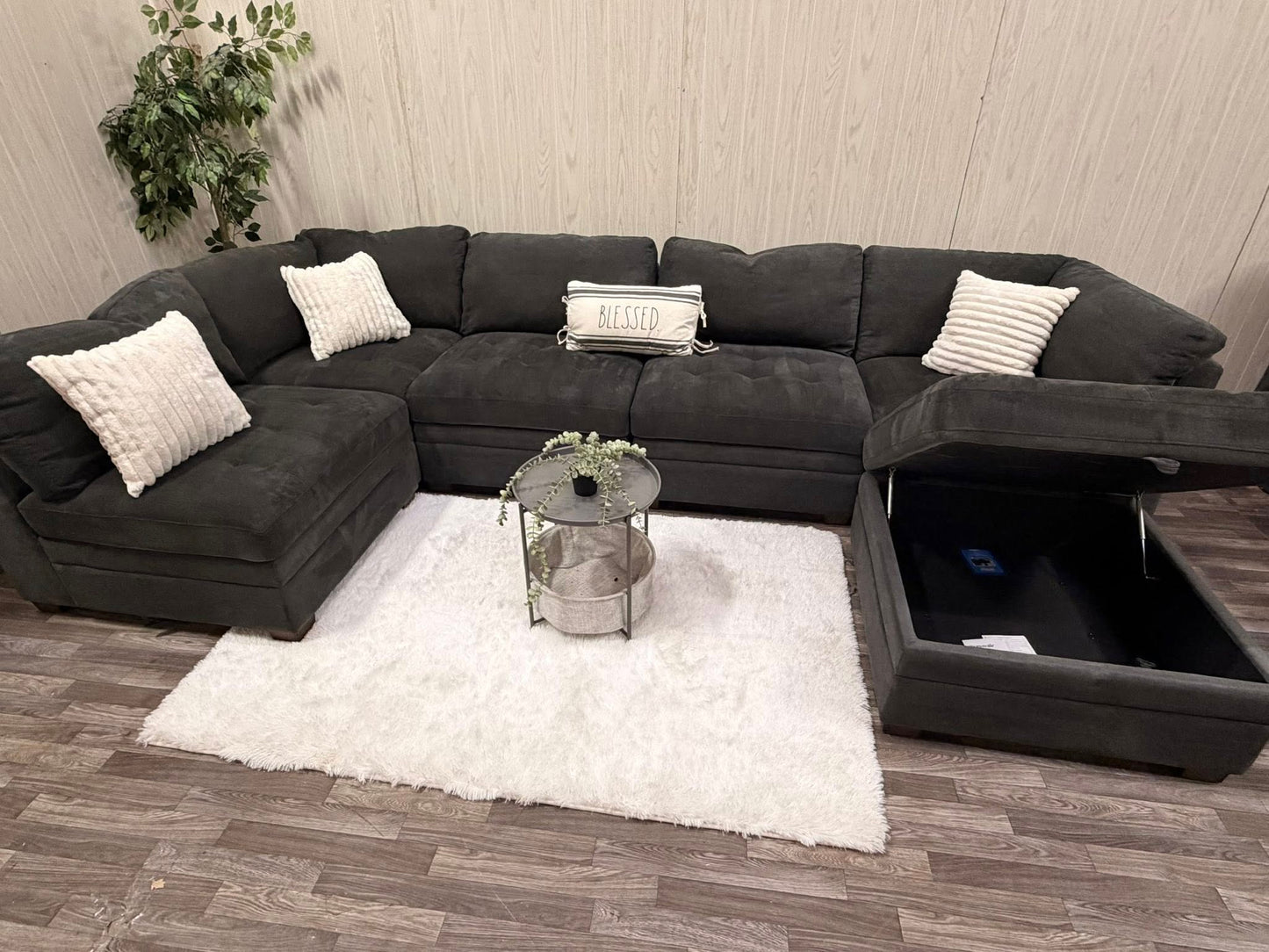 6-piece Thomasville Tisdale Modular Gray Sectional