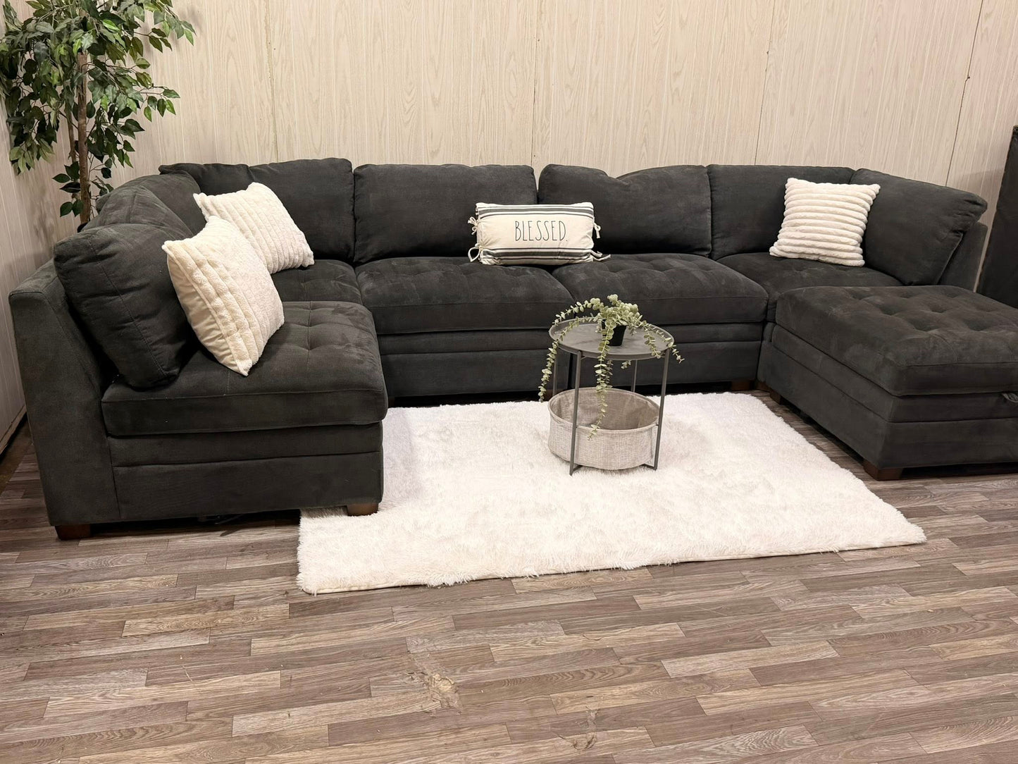 6-piece Thomasville Tisdale Modular Gray Sectional