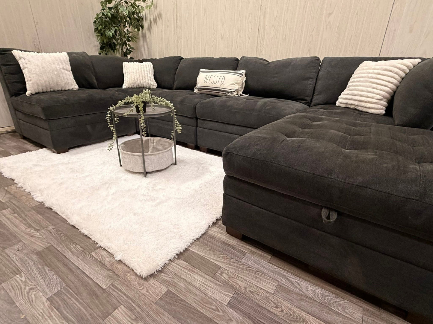 6-piece Thomasville Tisdale Modular Gray Sectional