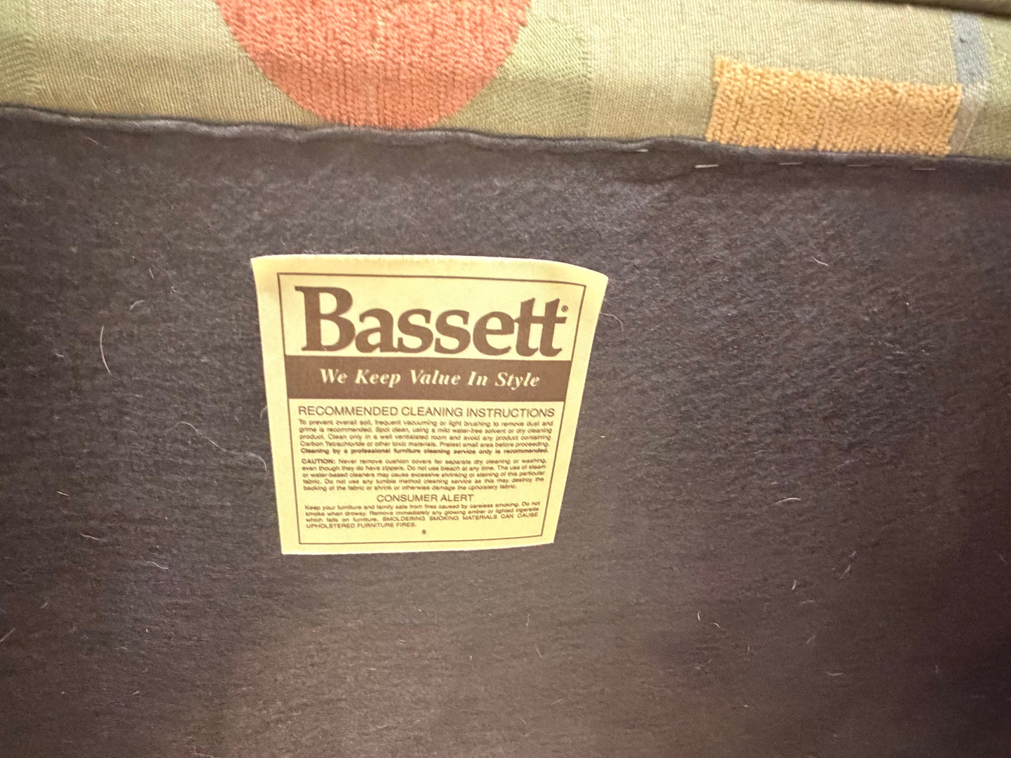 Bassett Sectional w/ Ottoamn