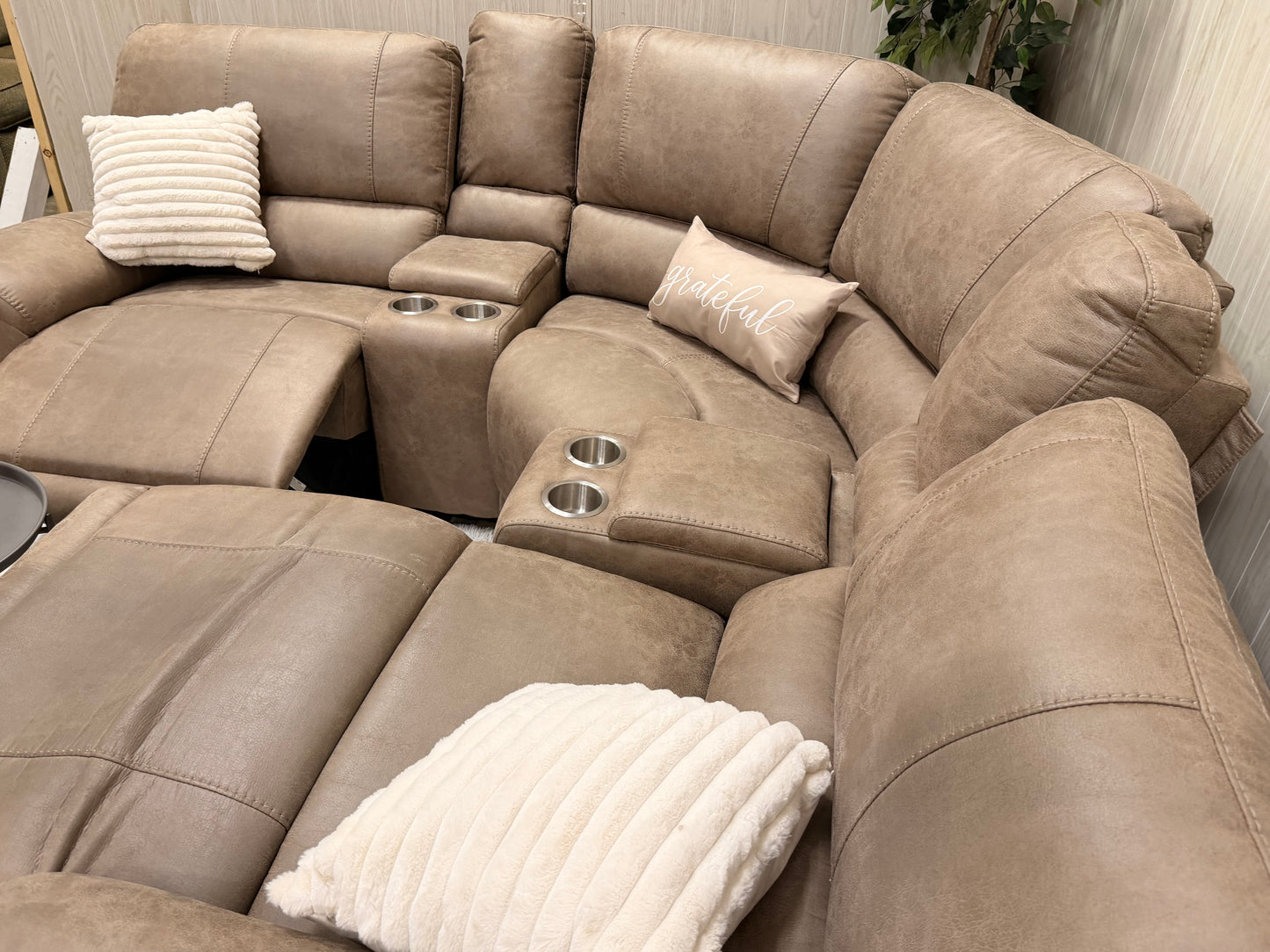 Brown 5-piece Reclining Sectional