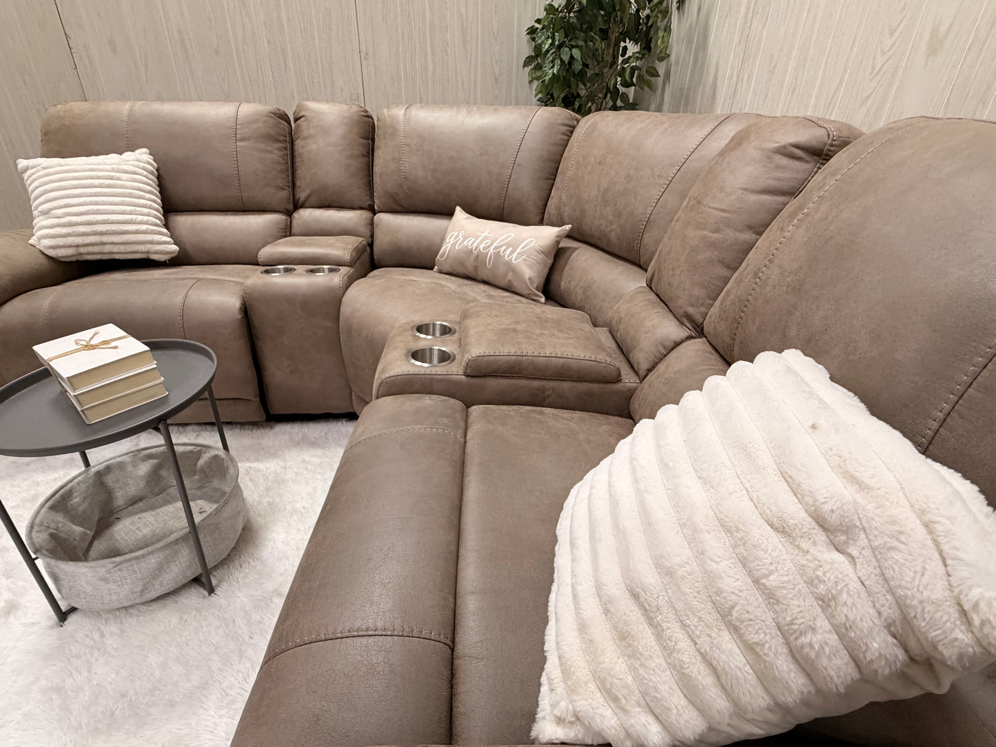 Brown 5-piece Reclining Sectional