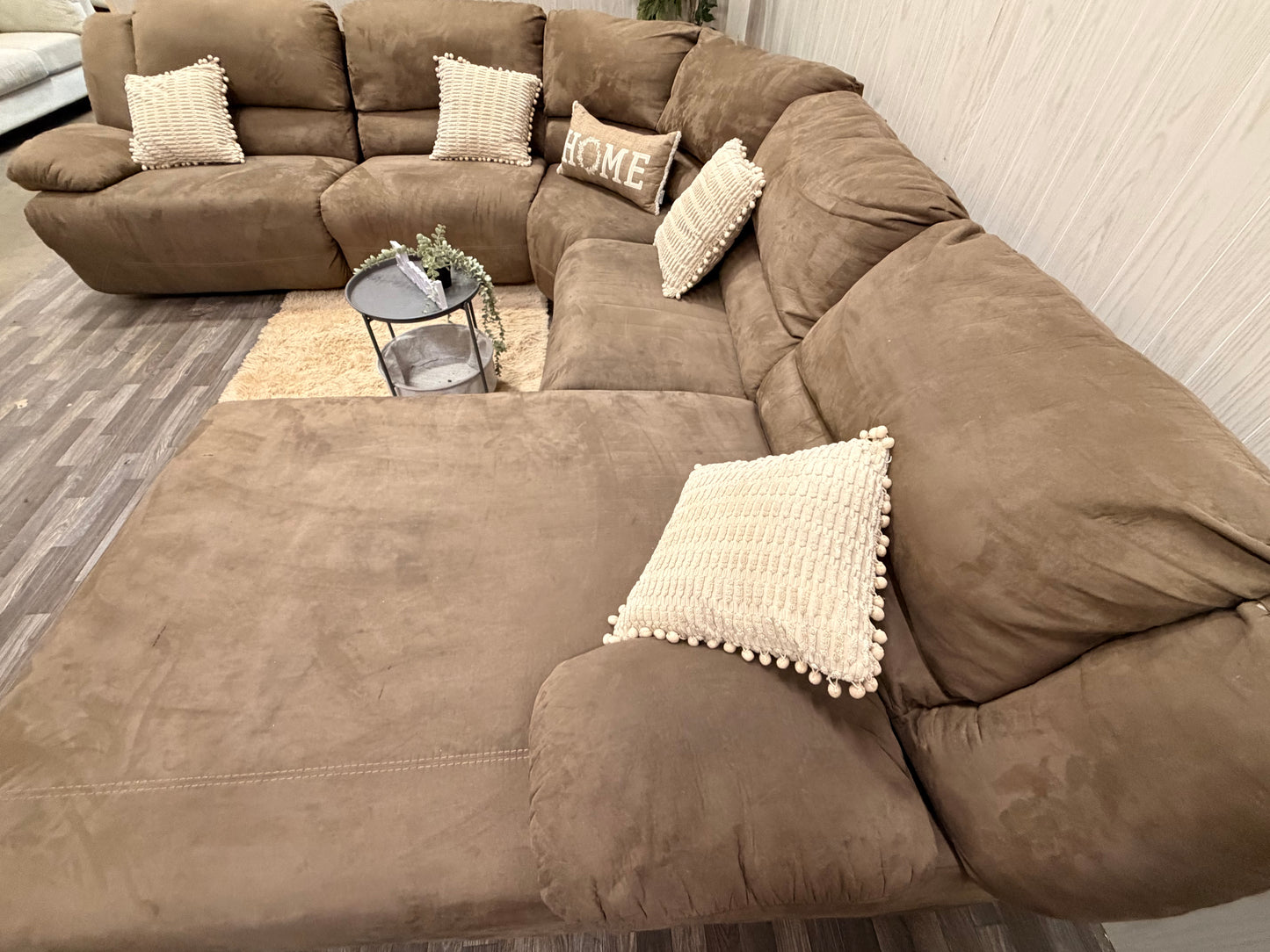 Huge 5-Piece Ashley Furniture Brown Sectional Reclining Couch