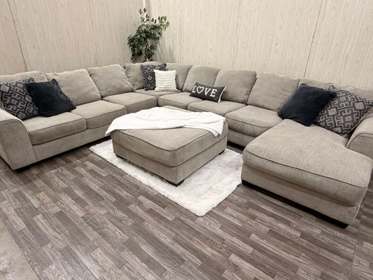 Huge 5-piece Sectional w/ Ottoman