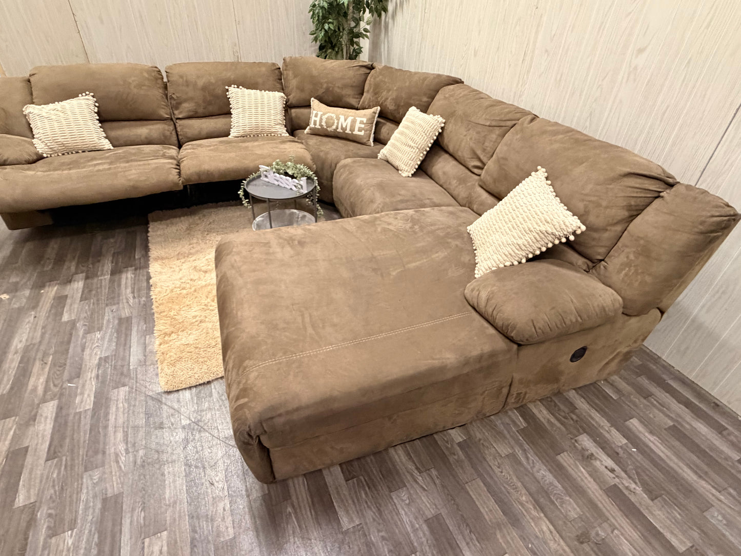 Huge 5-Piece Ashley Furniture Brown Sectional Reclining Couch