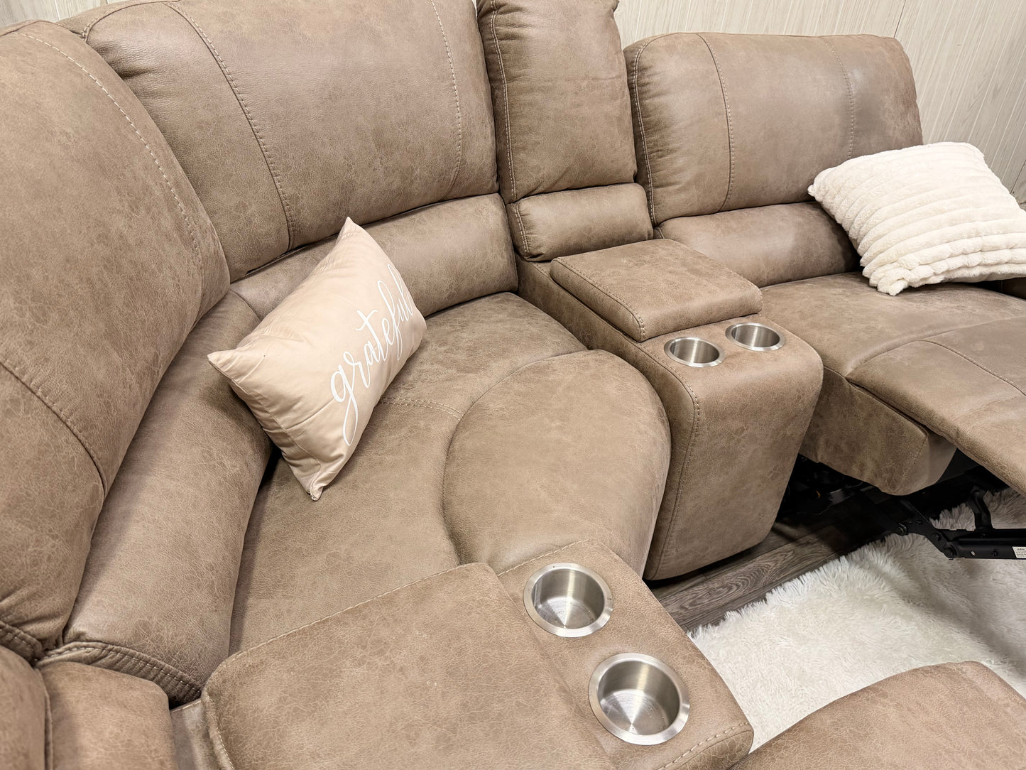 Brown 5-piece Reclining Sectional