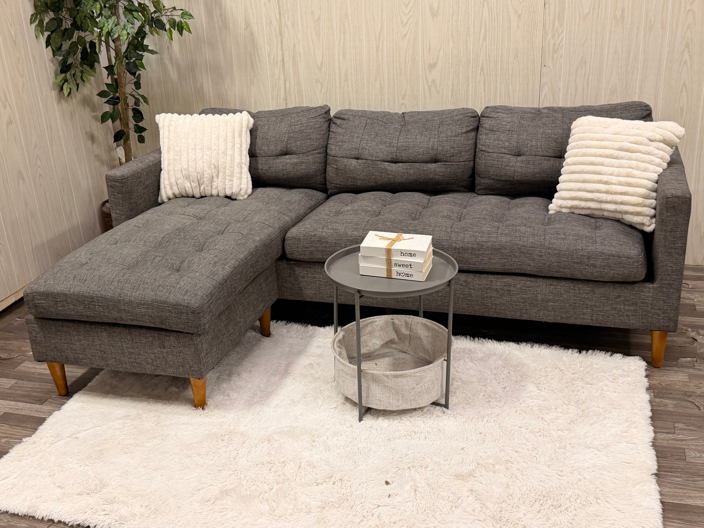 Modern Gray Sectional w/ Reversible Chaise
